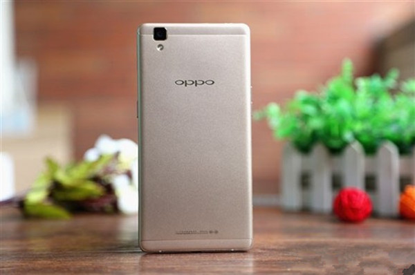 OPPO R7s.jpg